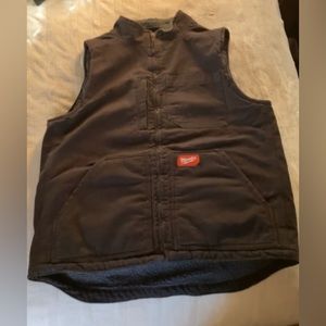 Milwaukee Men’s Vest